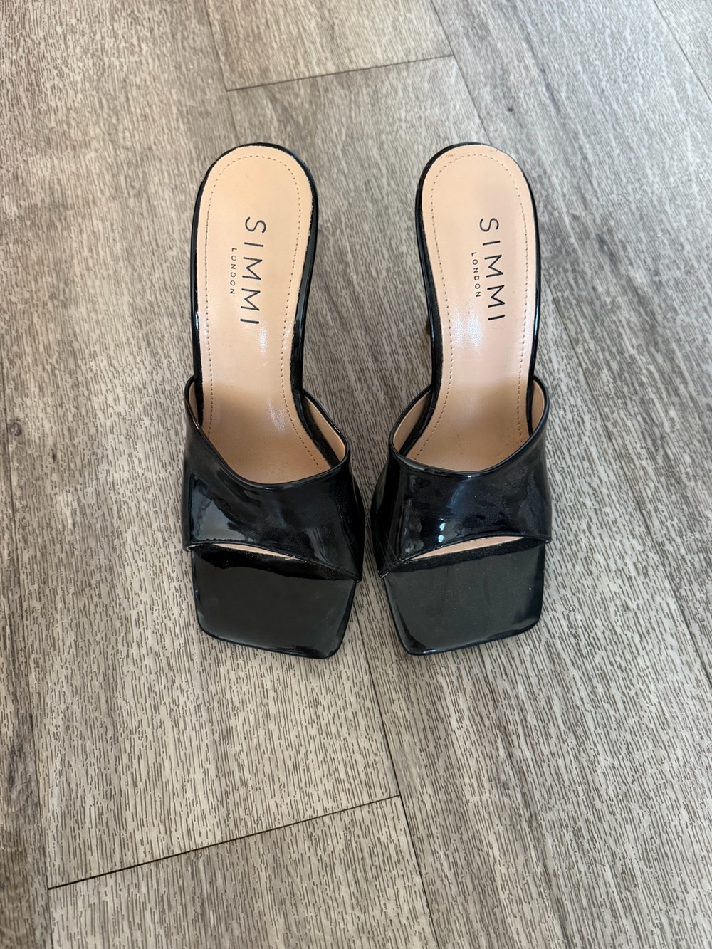 SIMMI London Black Patent Square-Toe Mule Heels